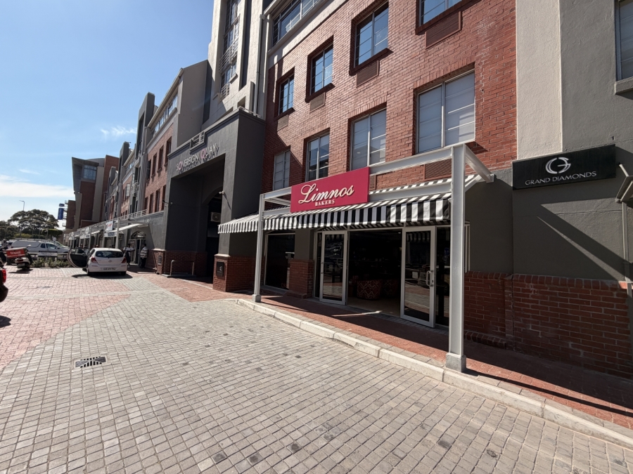 To Let Commercial Property for Rent in Green Point Western Cape